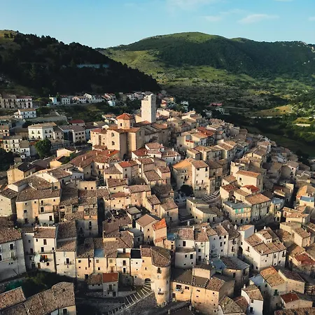 Parco Gran Sasso Hotel Castel del Monte (Abruzzo)